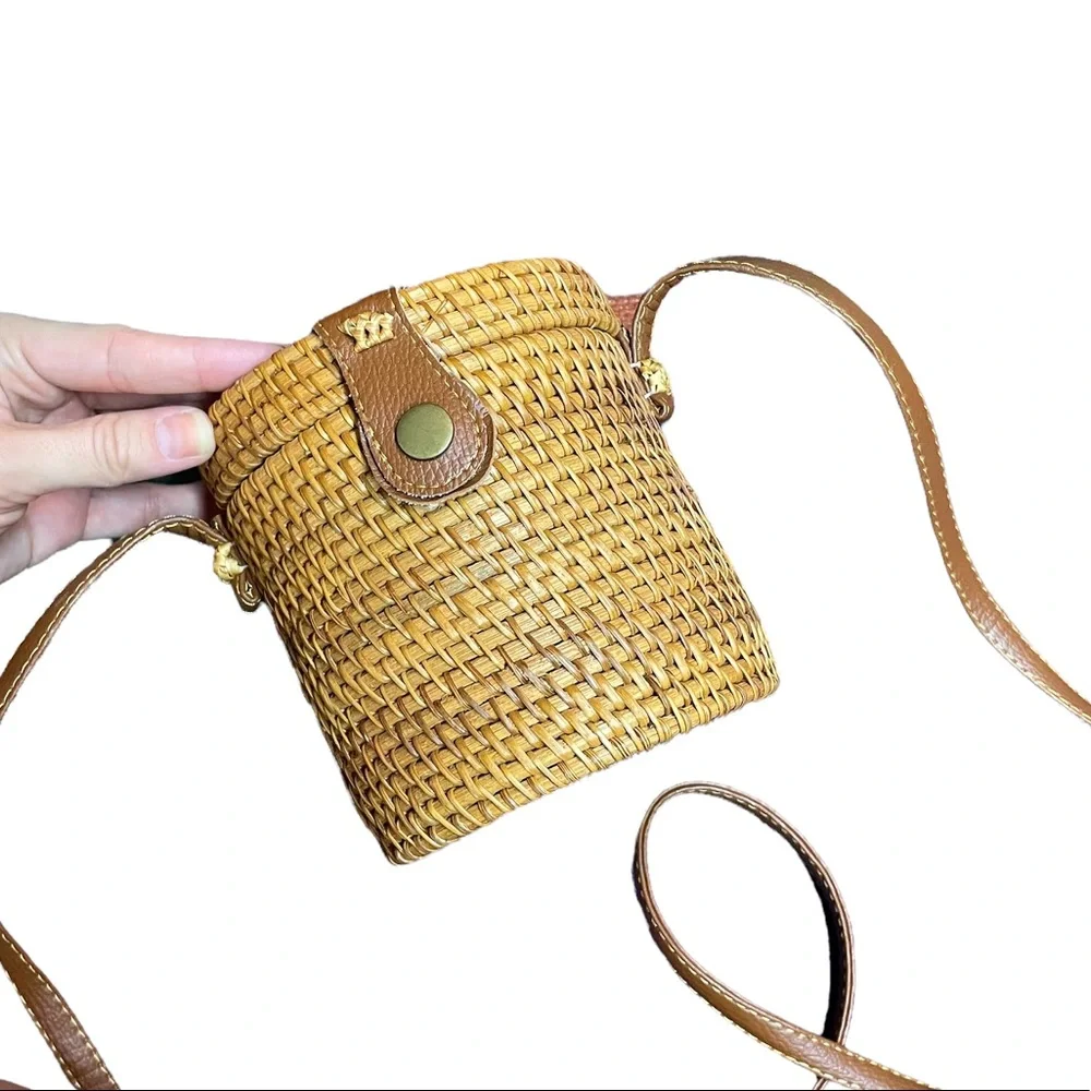 Expressions NYC | Basket Weave Purse